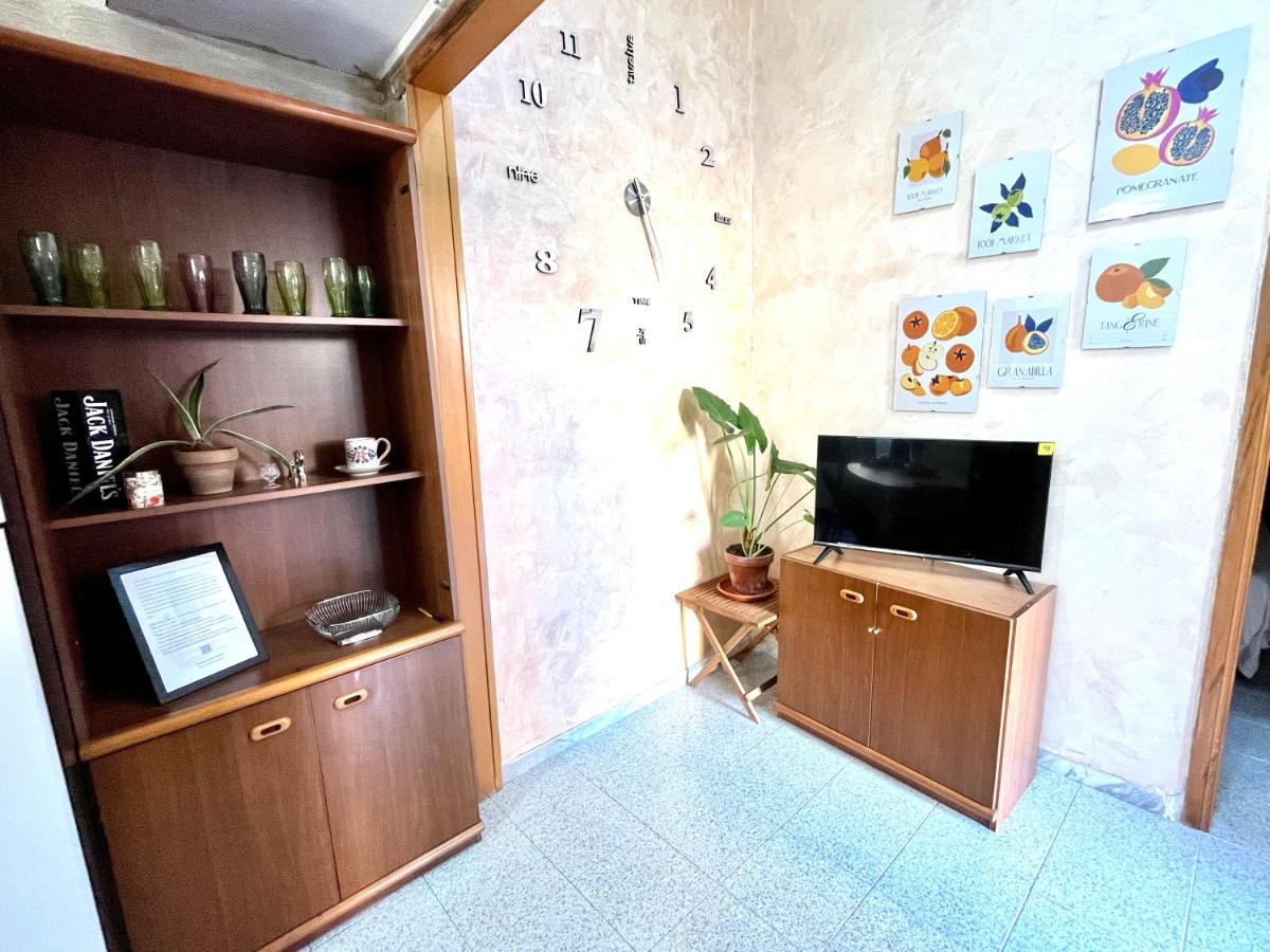 Romuhouse Economy Apartment Metro B 外观 照片