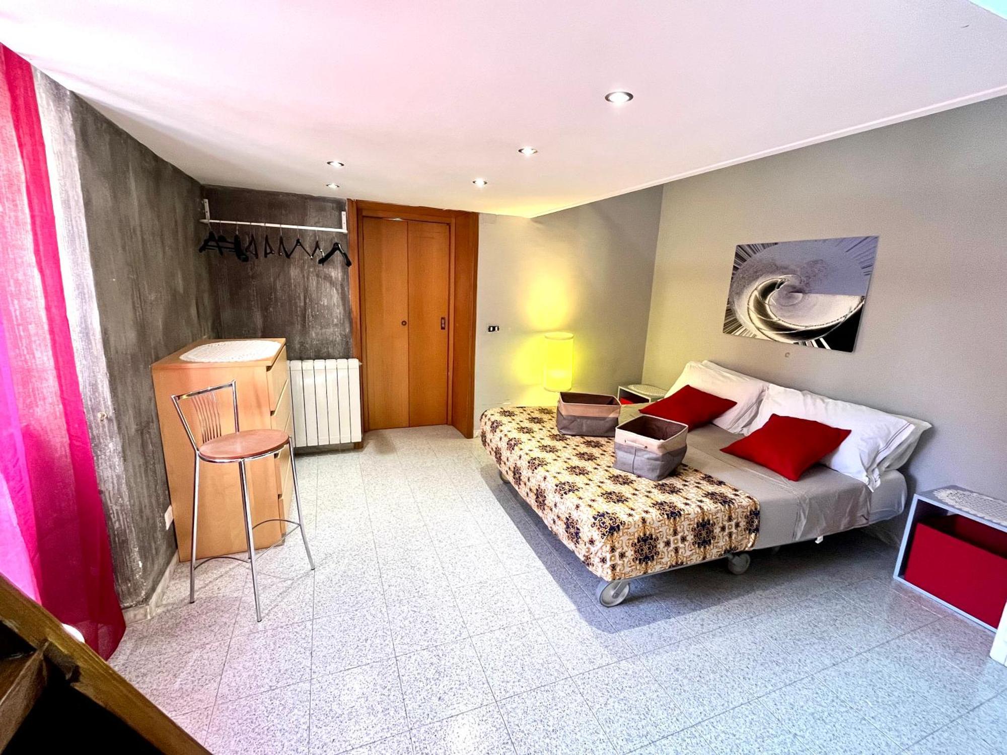 Romuhouse Economy Apartment Metro B 外观 照片